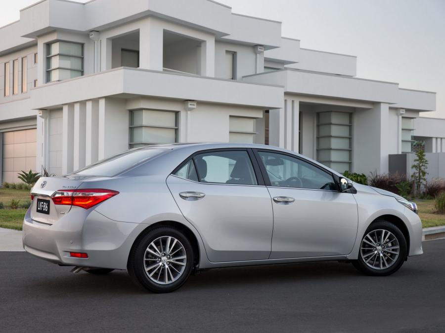  Toyota Corolla Sedan ZR 2014 года  (фото 6 из 13)